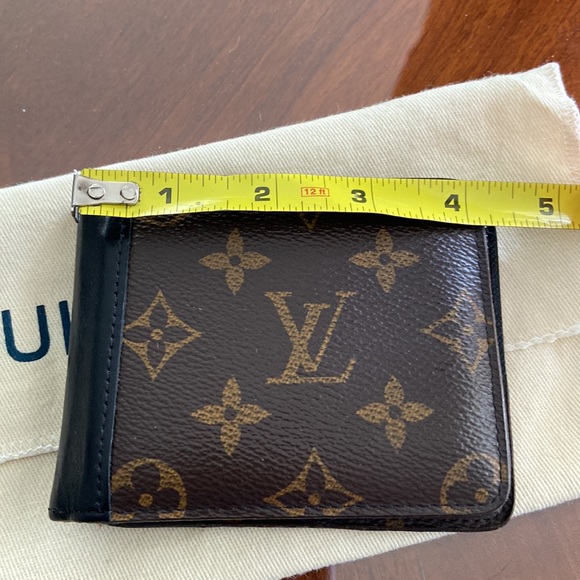 Louis Vuitton, men’s or women’s wallet - Picture 9 of 13